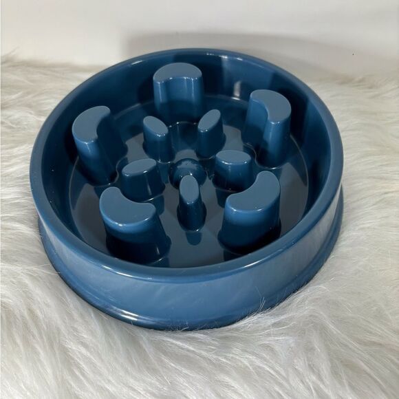 No Gobble Dog Food Puzzle Dish - prevents too fast eating, puzzle dish - Picture 1 of 4